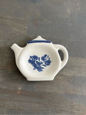 Vintage tea bag holder